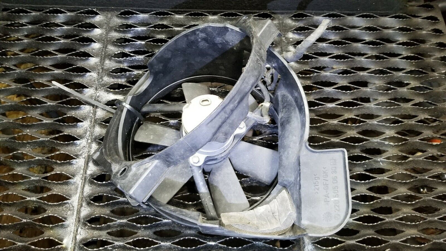03 04 05 Mercedes-benz W220 S55 Amg Oil Cooler Fan Motor Shroud OEM