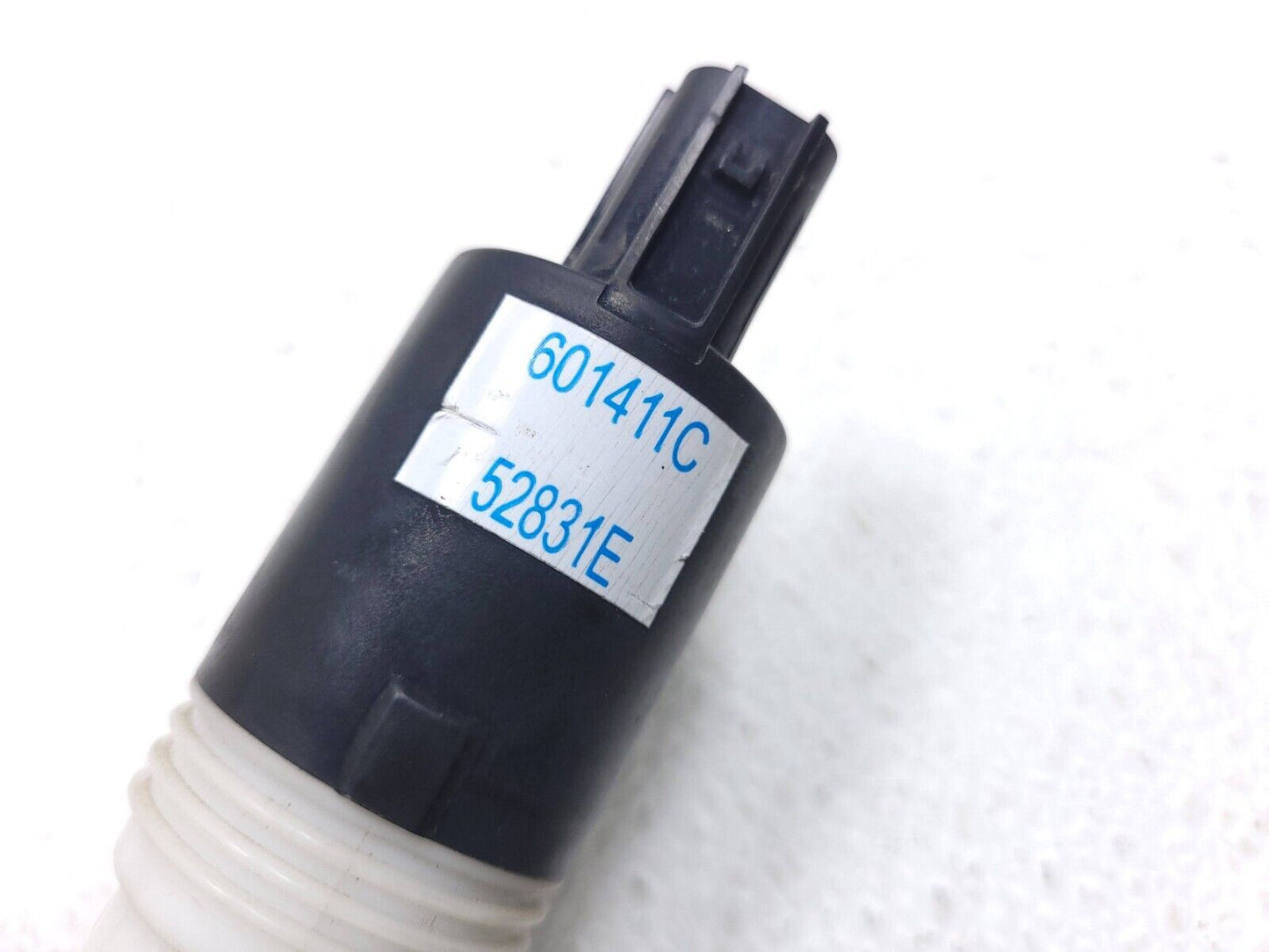 2006 - 2010 Jeep Grand Cherokee Windshield Washer Pump OEM