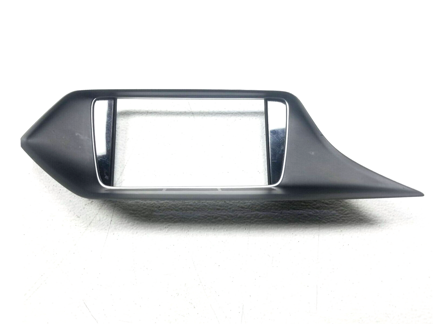 14 15 Mercedes E350 W212 Dash Display Navi Radio Screen Trim Bezel  OEM