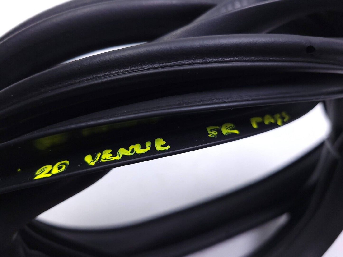 20 21 22 Hyundai Venue Door Weatherstrip Seal Front Right Passenger Side OEM