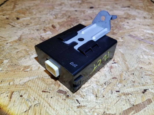 11 12 13 14 15 Lexus CT200h Vehicle Approaching Speaker Control Module OEM