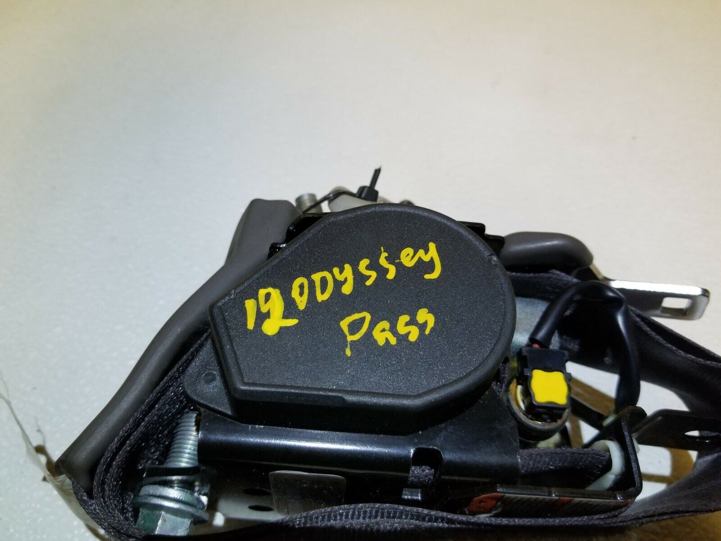 11 12 13 Honda Odyssey Front Right Passenger Seat Belt Retractor OEM