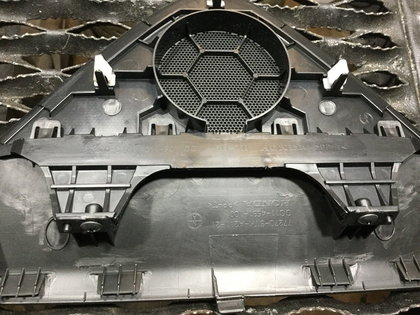 07 08 09 10 11 12 Acura RDX Instrument Dash Speaker Cover OEM