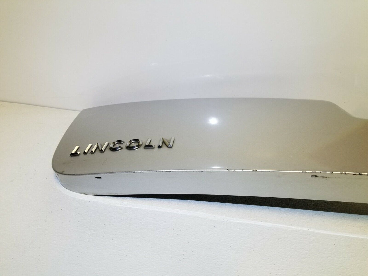 10 11 12 Lincoln MKT Trunk Tailgate Trim Molding OEM