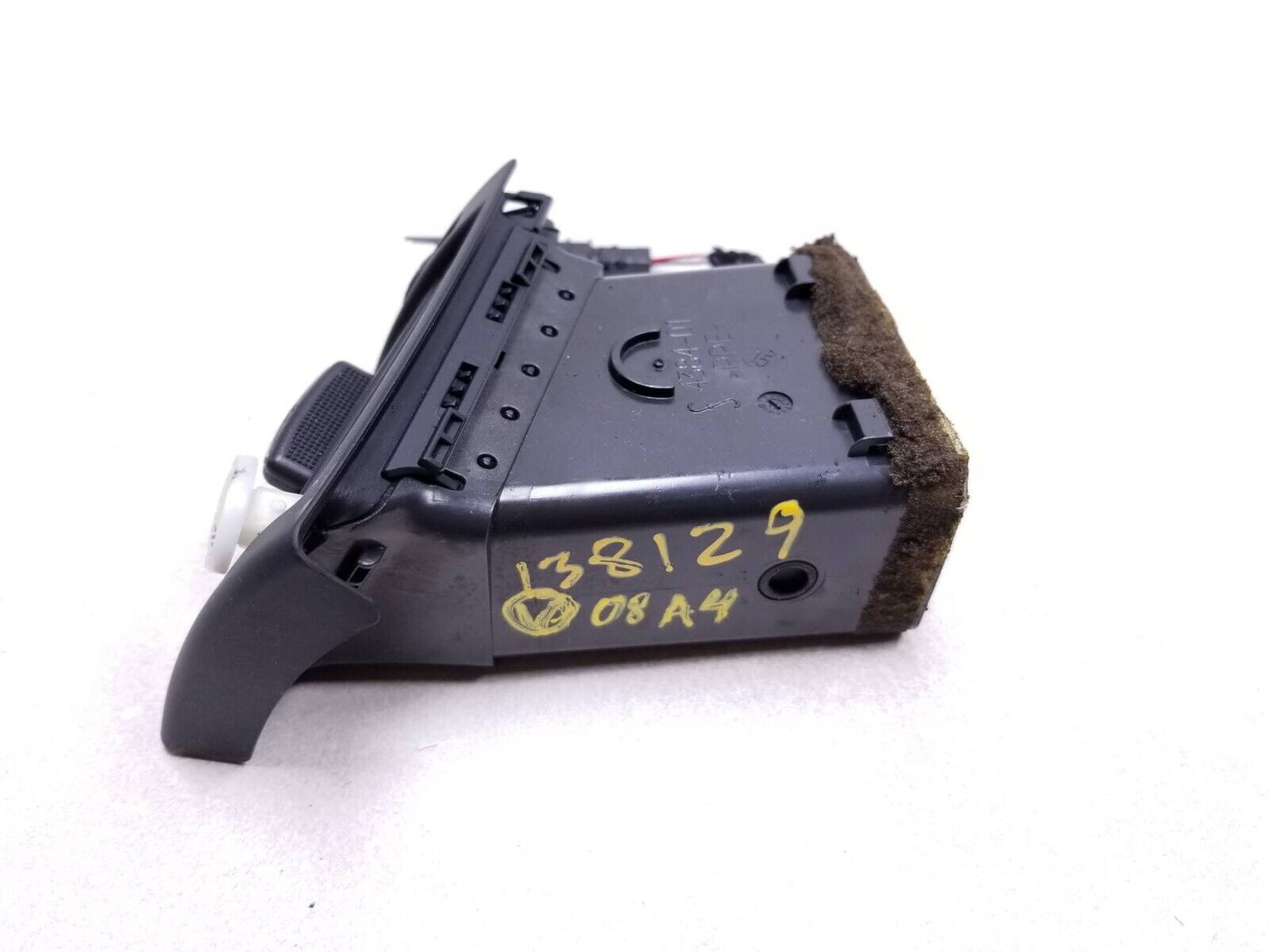06 07 08 09 Audi A4 Dash Air Vent Front Right Passenger Side OEM