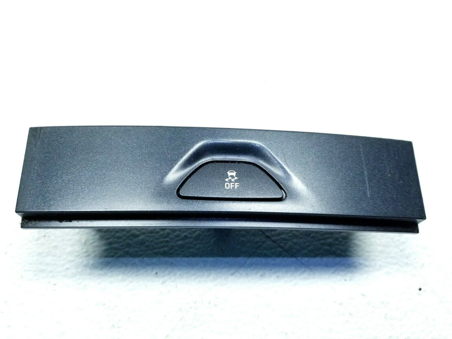 15 16 17 18 Chevy Impala Traction Control Switch W/trim Bezel 22909971 OEM