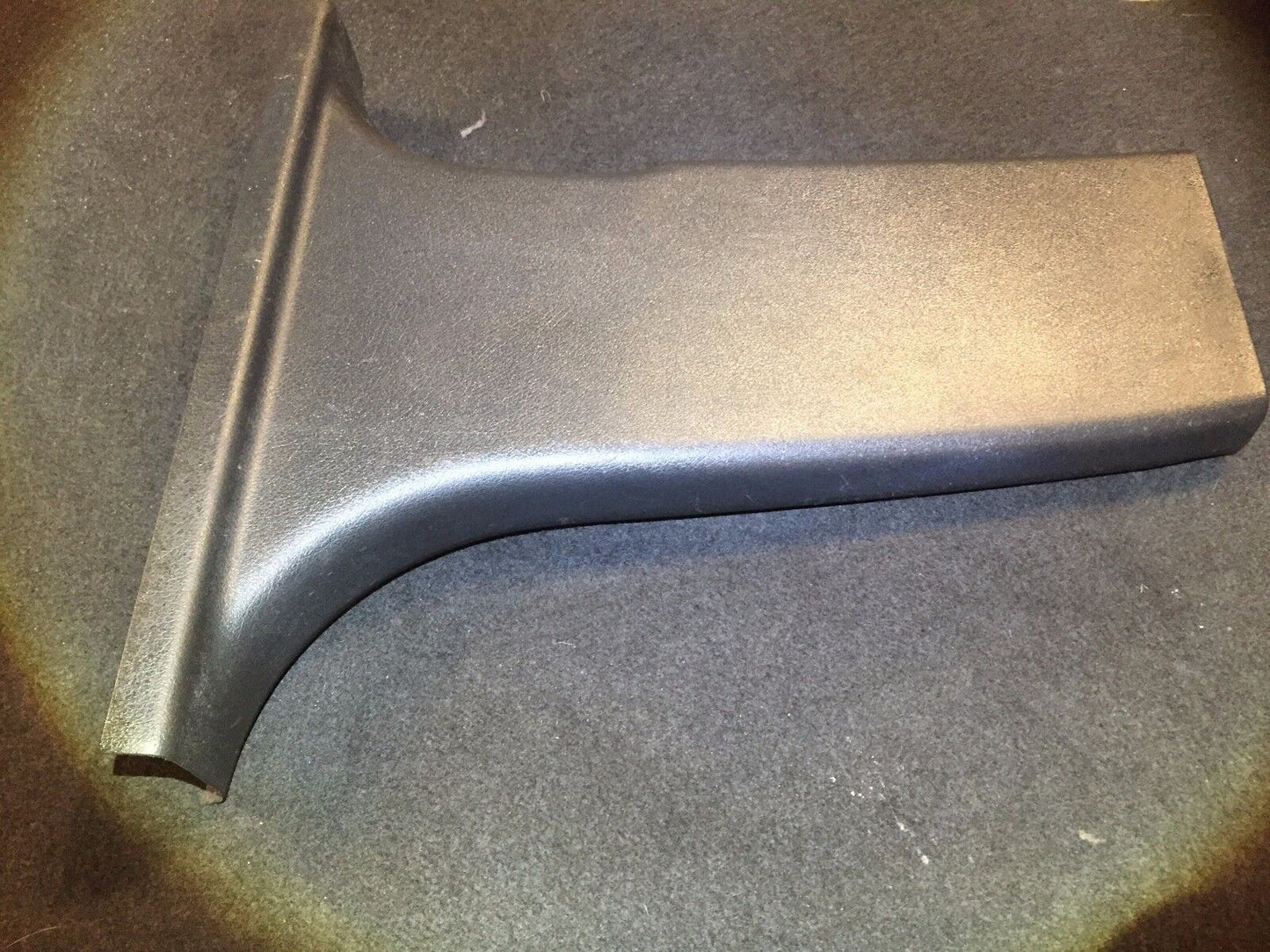 05 06 07 08 Audi A6 C6 Left Lower B-pillar Molding Trim 4f0867239 OEM