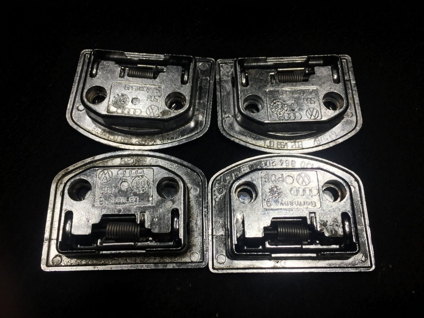 02 03 04 05 Volkswagen Passat Trunk Cargo Hook Set Of 4 OEM D23