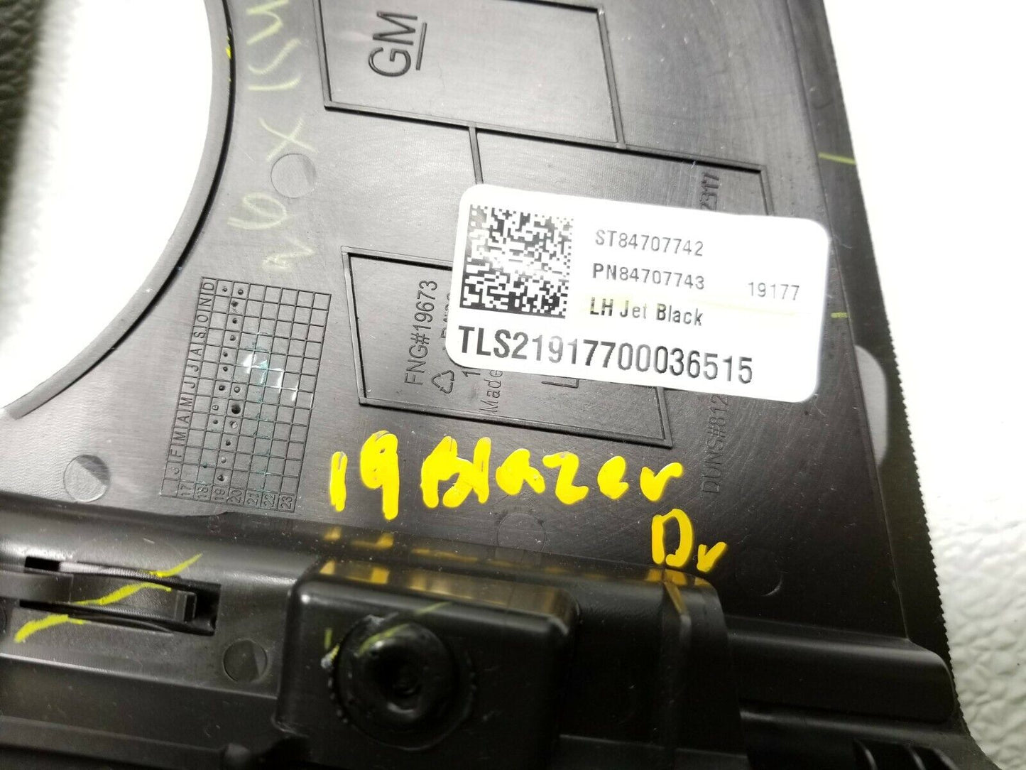 19 20 Chevrolet Blazer Left Driver Side Upper B Pillar Trim Panel OEM 11k Miles