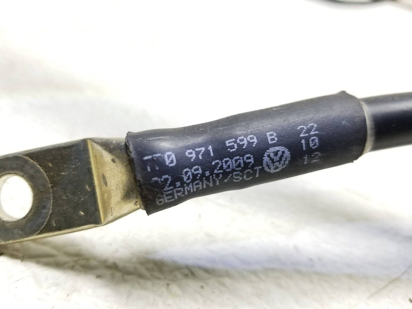 2011 - 2014 Porsche Cayenne 3.6l Negative Battery Cable Terminal OEM