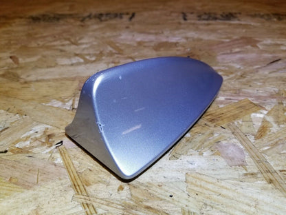 04 05 06 07 BMW 530xi E60 Shark Fin Roof Antenna Cover OEM