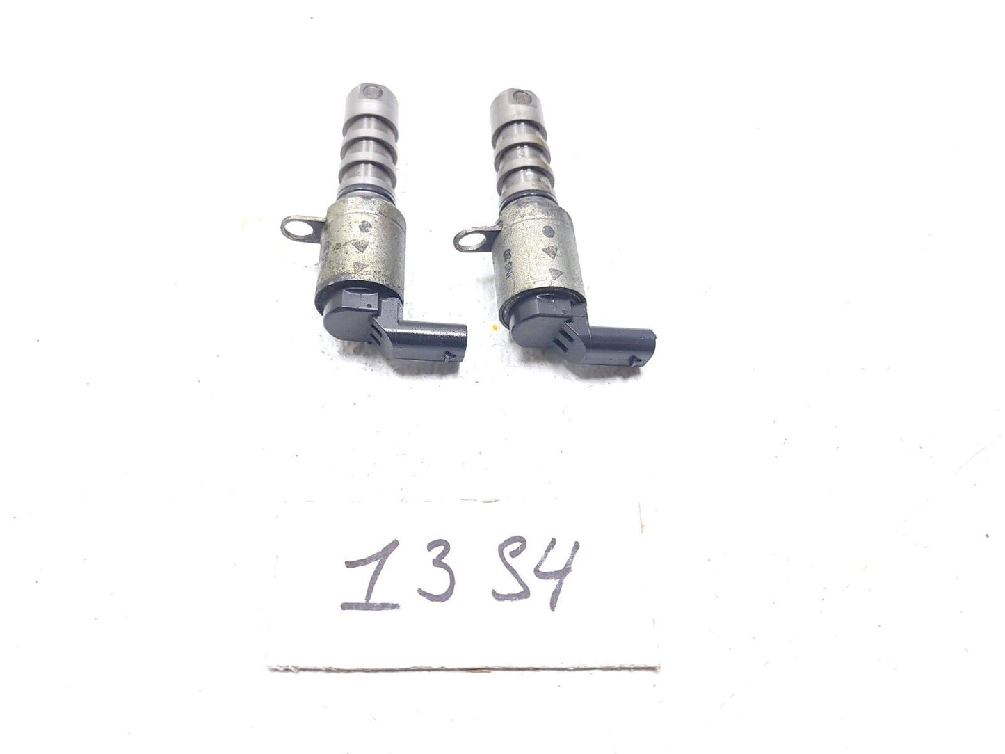 13 14 15 16 Audi A4 S4 Camshaft Vvt Solenoid Valve Pair OEM