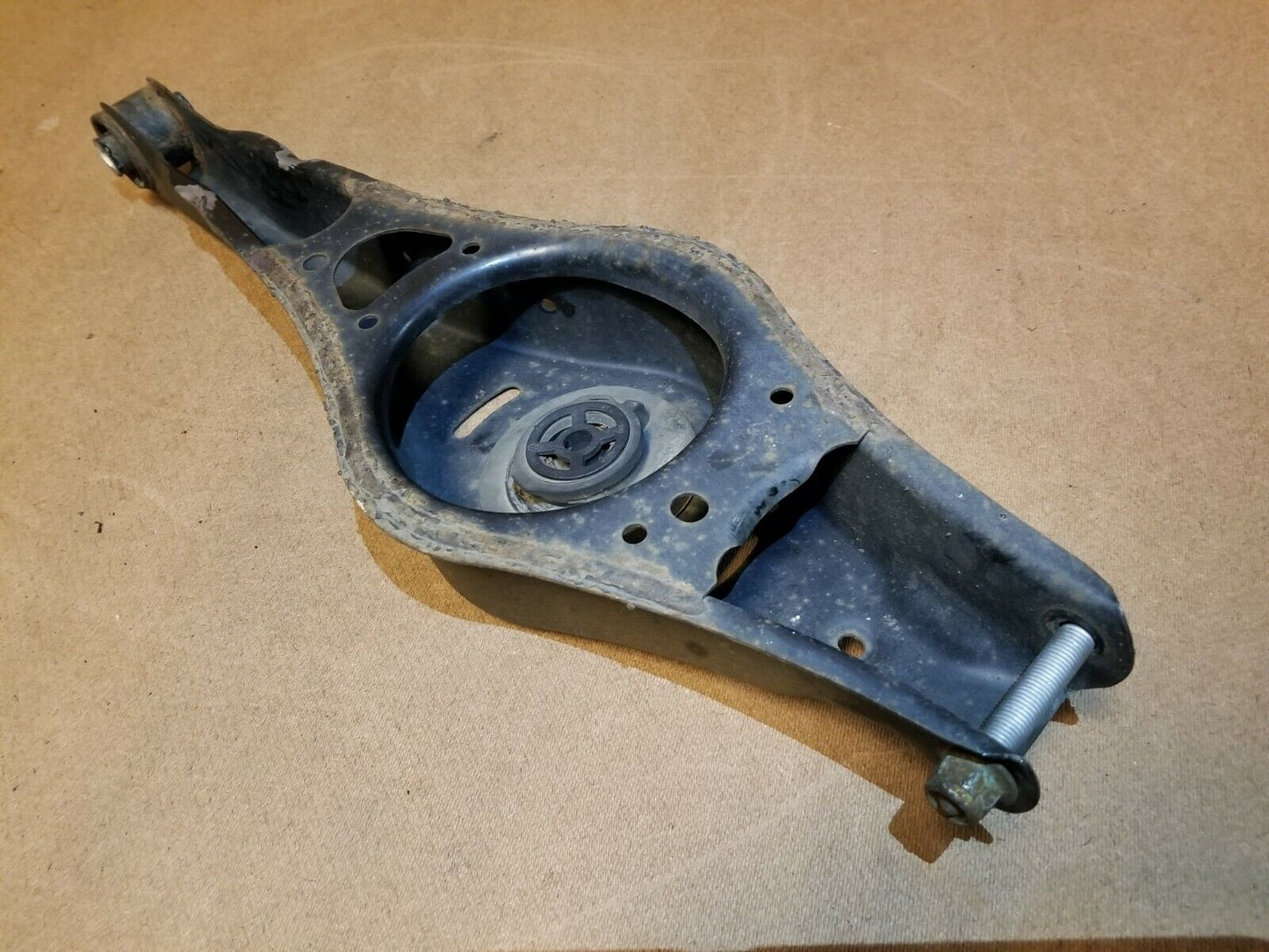 10 11 12 13 VW Golf GTI 2.0l Rear Left Driver Side Lower Control Arm OEM