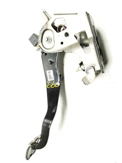 12 13 14 15 16 Hyundai Veloster Mt Clutch Pedal 32802-2v200 OEM