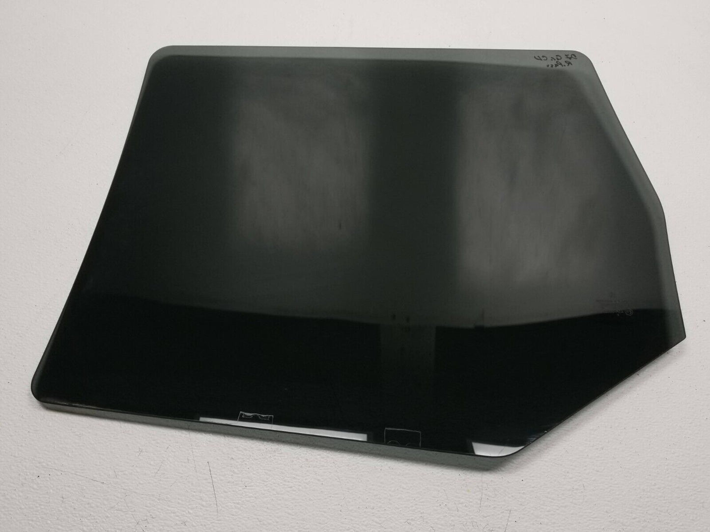 2006 - 2010 Jeep Grand Cherokee Rear Door Window Glass Passenger Right Side OEM