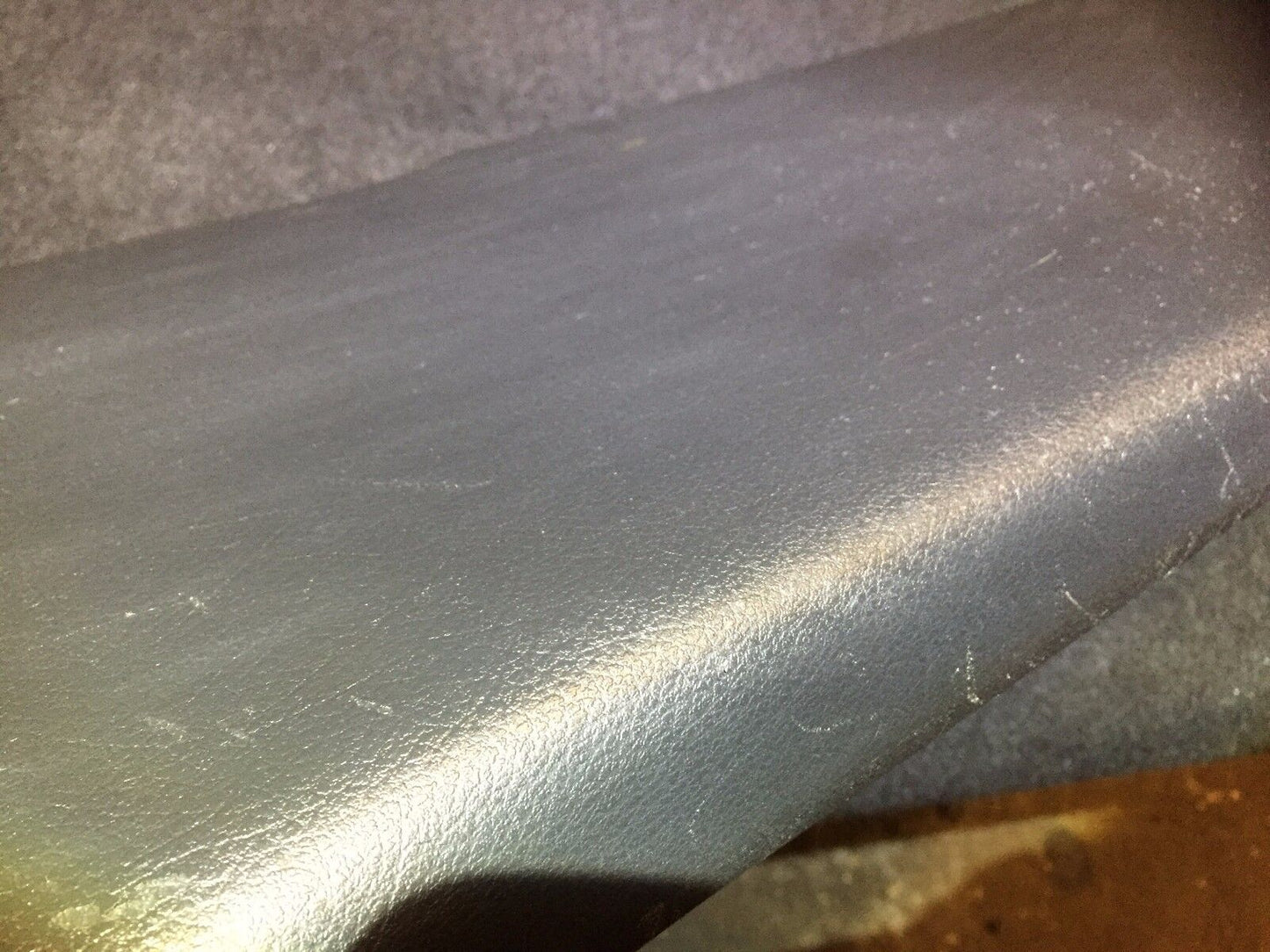 05 06 07 08 Audi A6 C6 Left Lower B-pillar Molding Trim 4f0867239 OEM