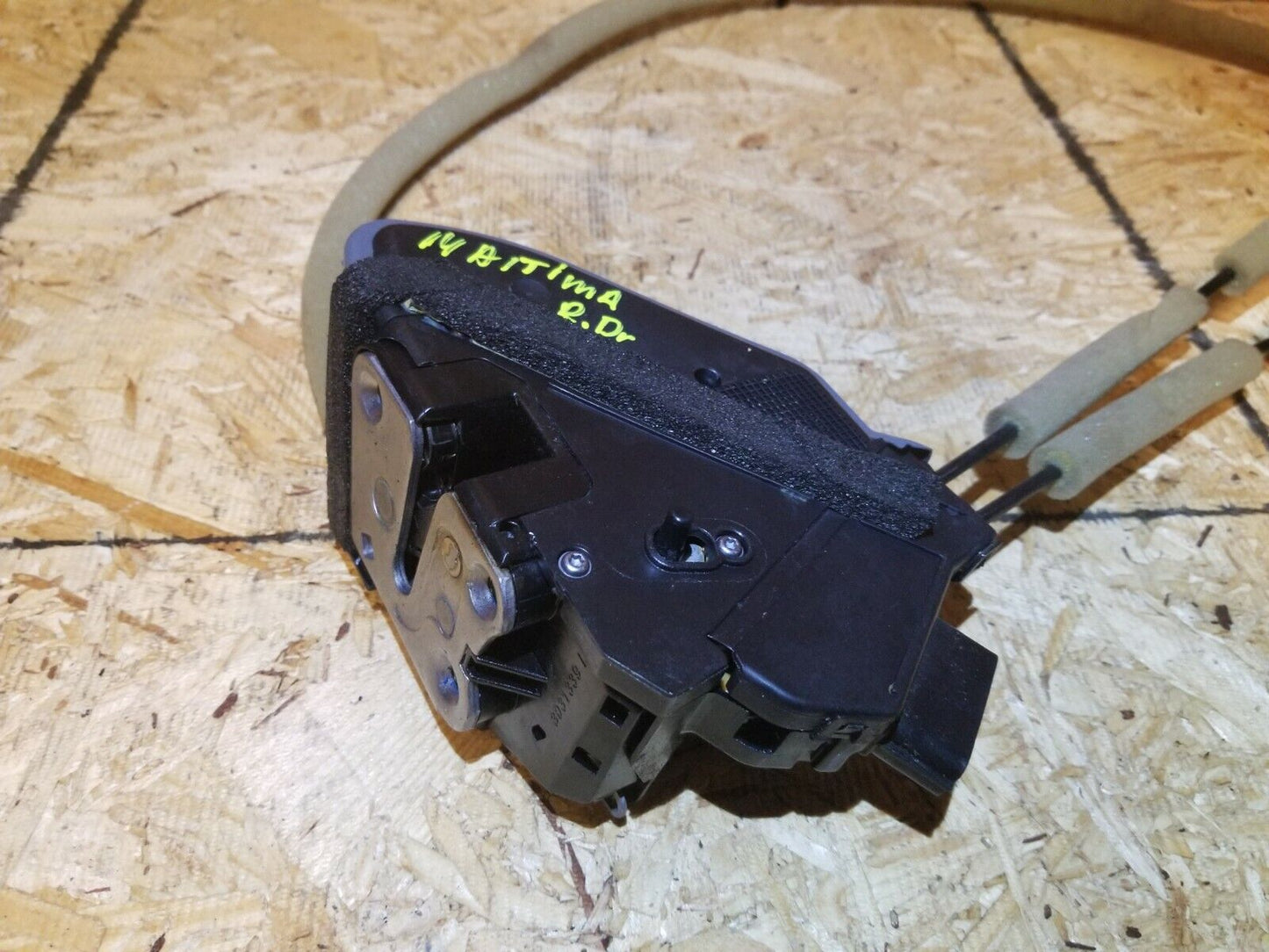 13 14 15 Nissan Altima Rear Left Driver Door Lock Latch Actuator OEM 57k