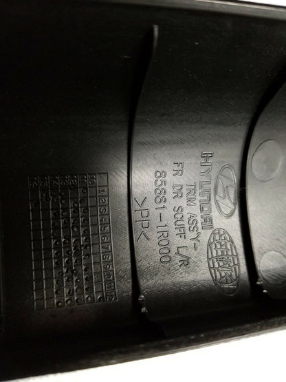 15 16 17 Hyundai Accent Front Right Pass Sill Plate Trim Cover OEM