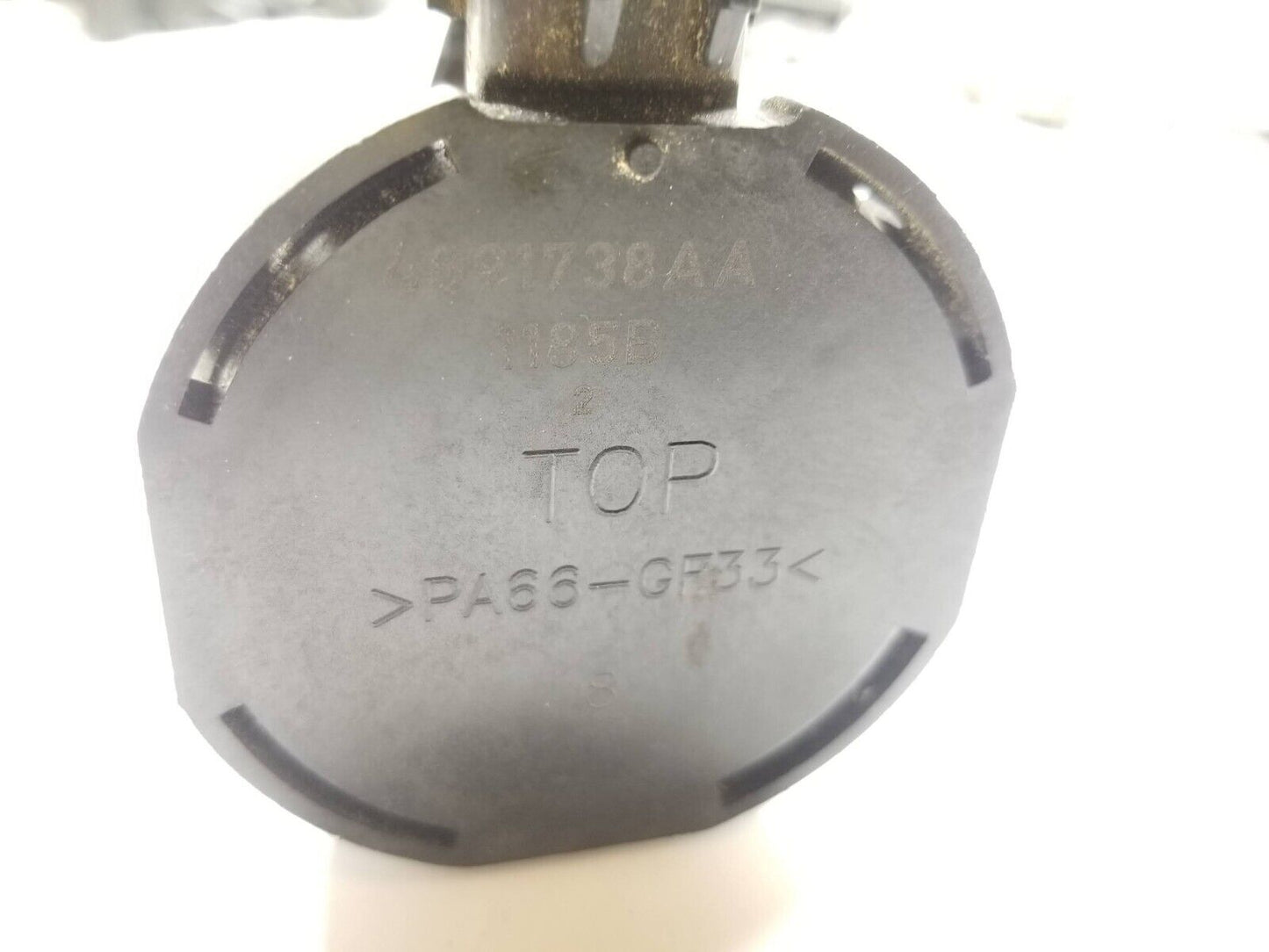 15 16 17 18 19 Chrysler 300 3.6l Fuel Vapor Purge Valve 04891738aa OEM