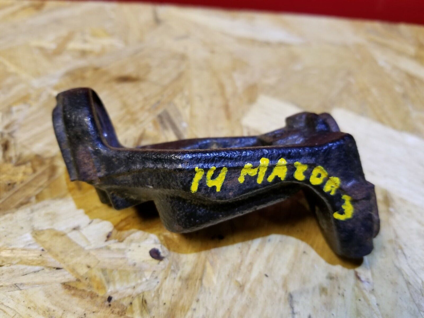 2014 2015 2016 Mazda 3 2.0l Engine Motor Mount Bracket OEM 16k Miles