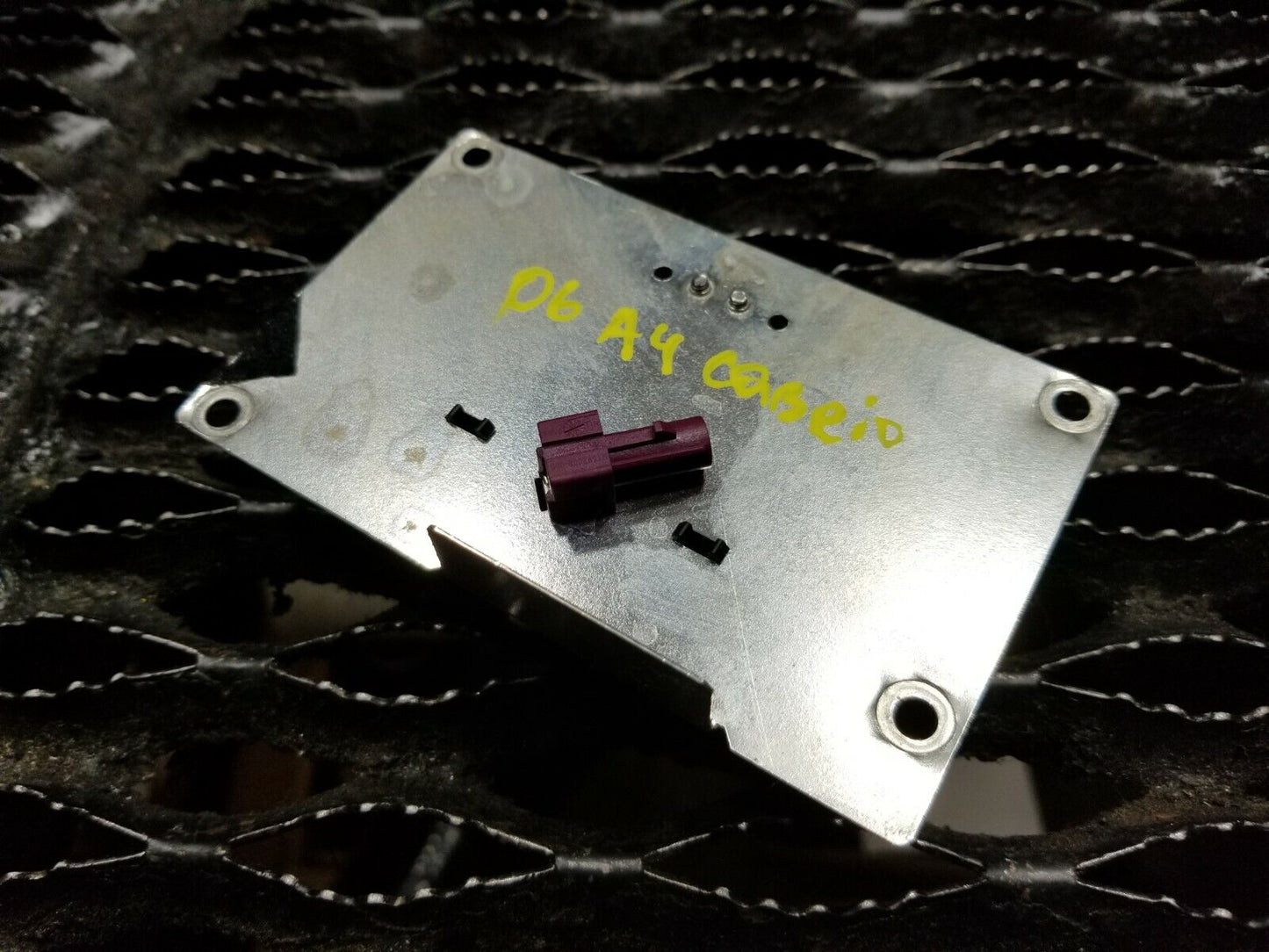 03 04 05 06 Audi A4 B6 Cabrio Gms Mobile Phone Bluetooth Antenna OEM