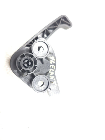 14 15 16 Hyundai Elantra Hood Release Handle OEM