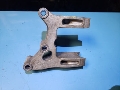 07 08 09 10 Chrysler Sebring 2.4l Automatic Transmission Mount Bracket OEM