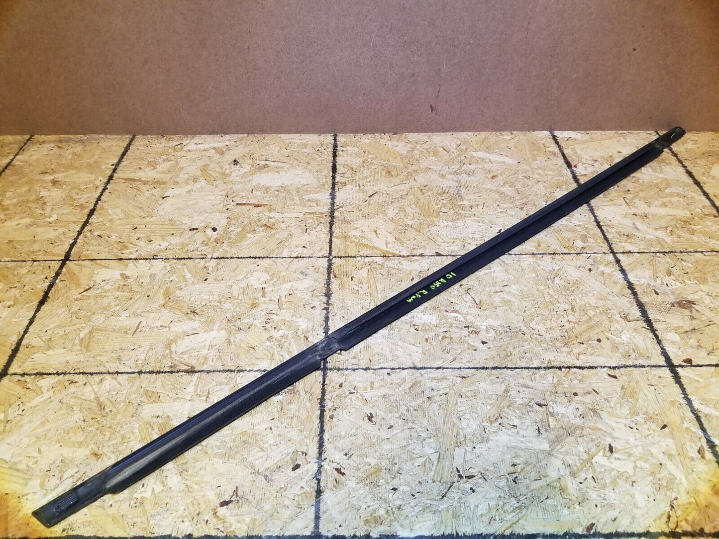 07 08 09 10 Mercedes R350 Rear Right Pass Door Window Belt Seal Molding OEM