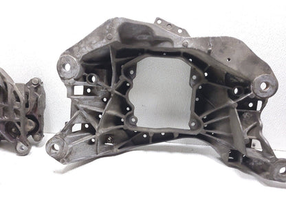 12 13 14 15 16 17 Audi A7 Automatic Transmission Crossmember Mount Bracket OEM