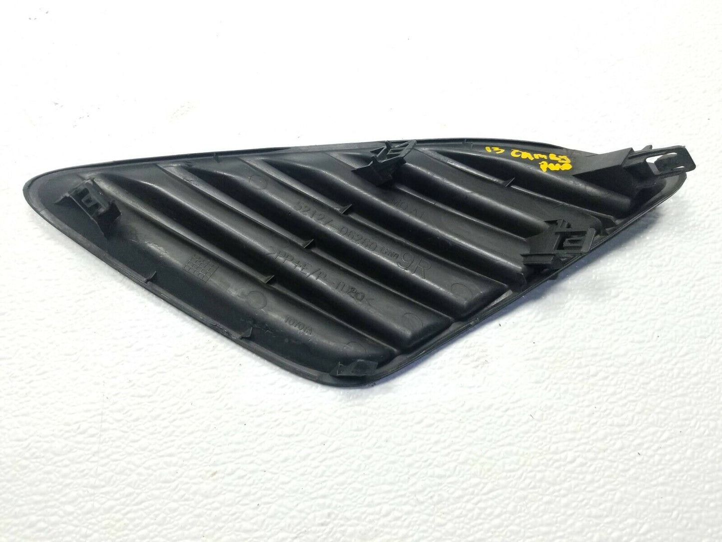 12 13 14 Toyota Camry Right Passenger Side Fog Lamp Cover OEM 94k