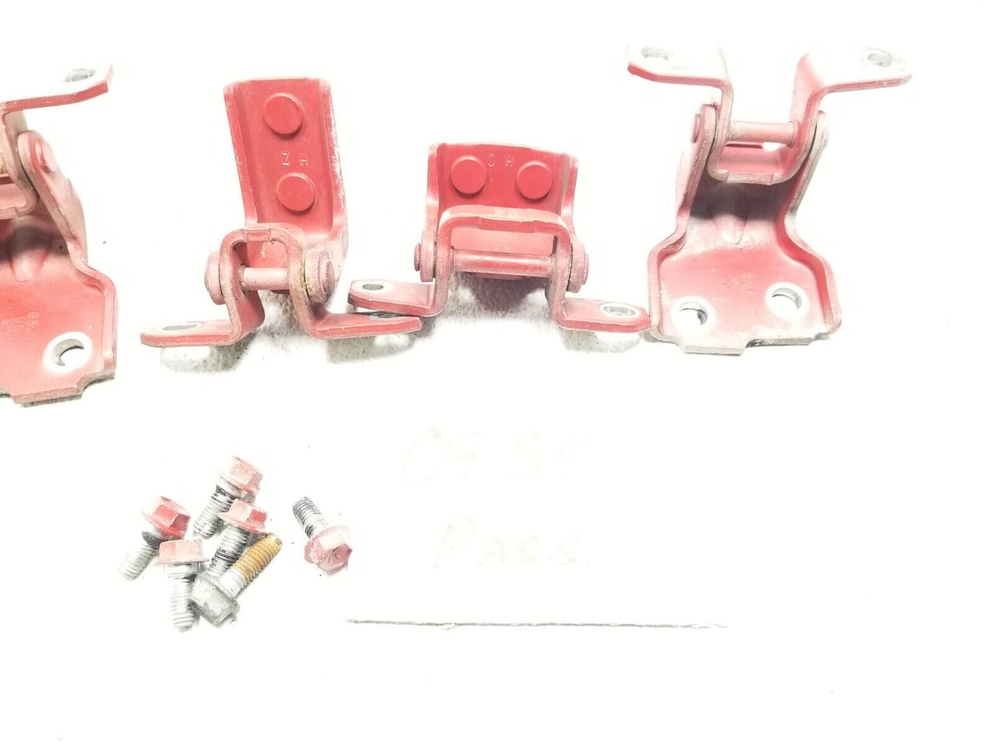 2007 - 2013 Suzuki SX4 Door Hinge Passenger Right Side OEM 70k Miles