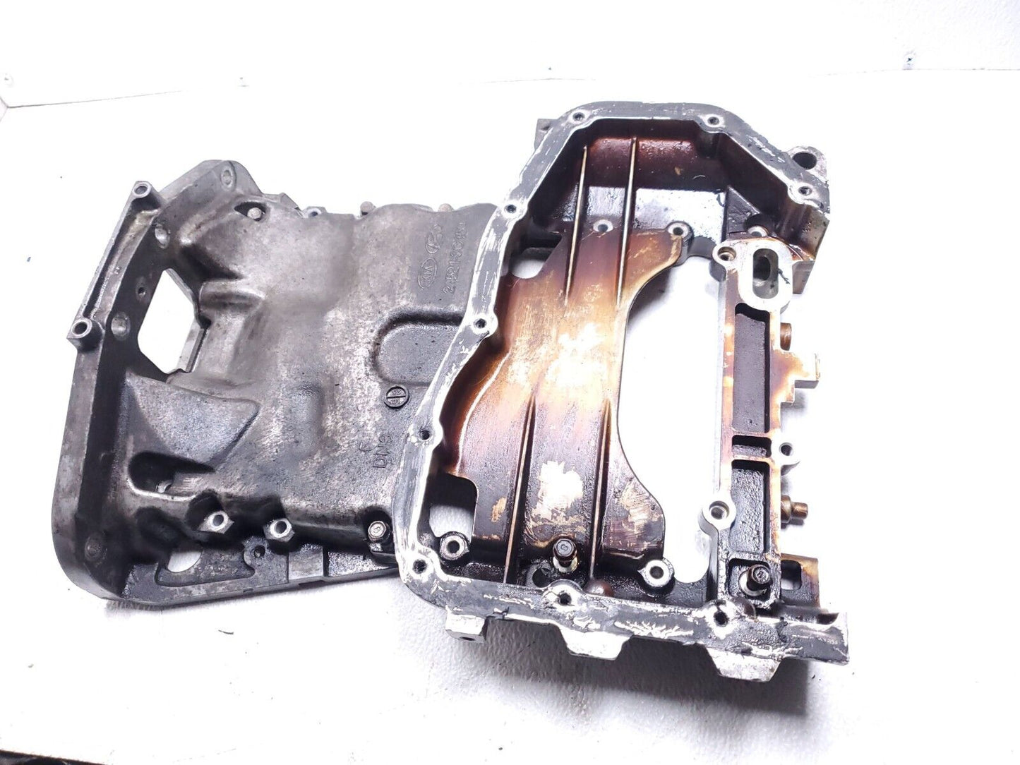 07 08 09 10 11 12 Hyundai Veracruz 3.8l Upper Oil Pan OEM