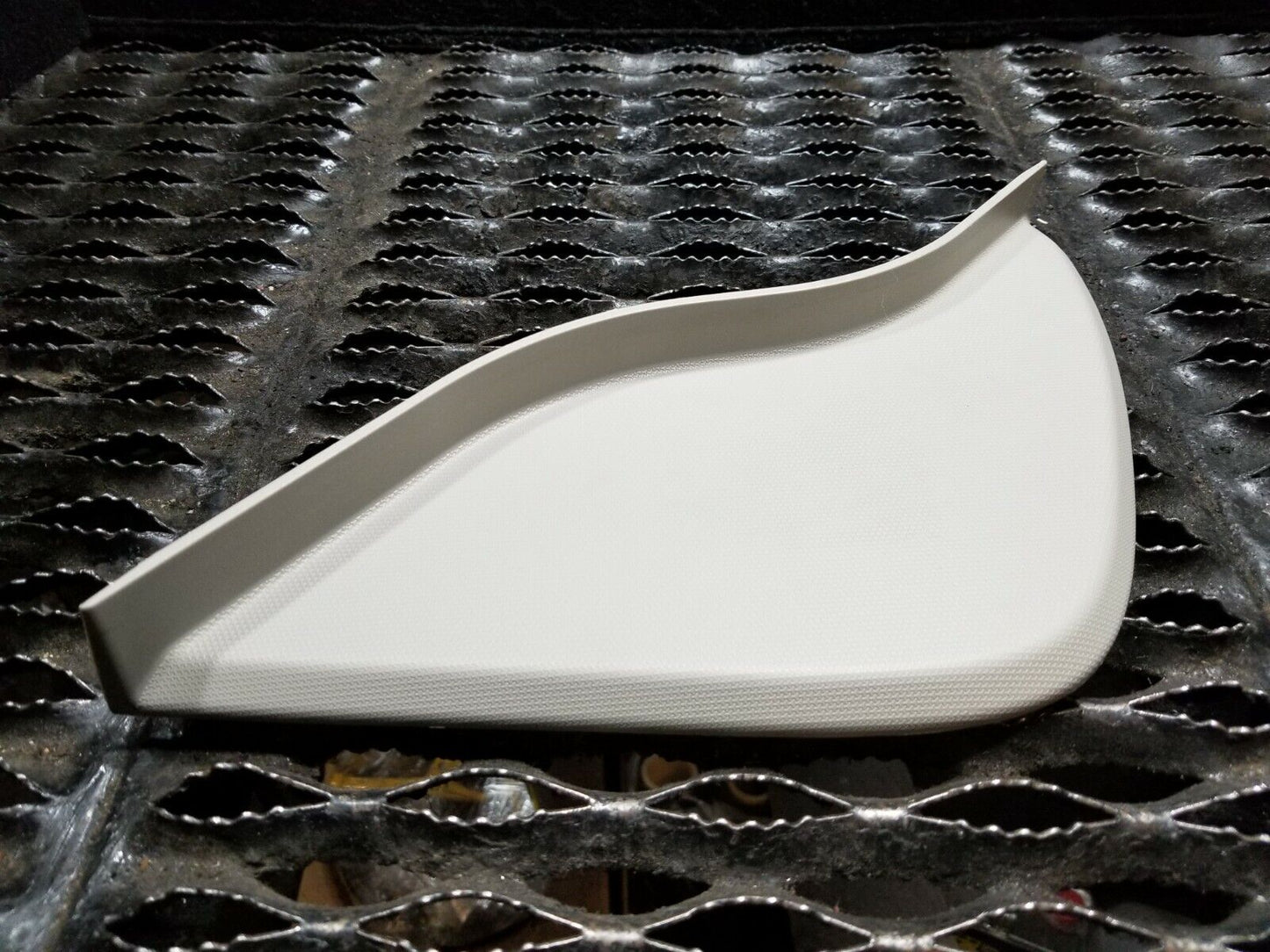 07 08 09 10 Chrysler Sebring Dash End Cap Cover Left Driver Side OEM