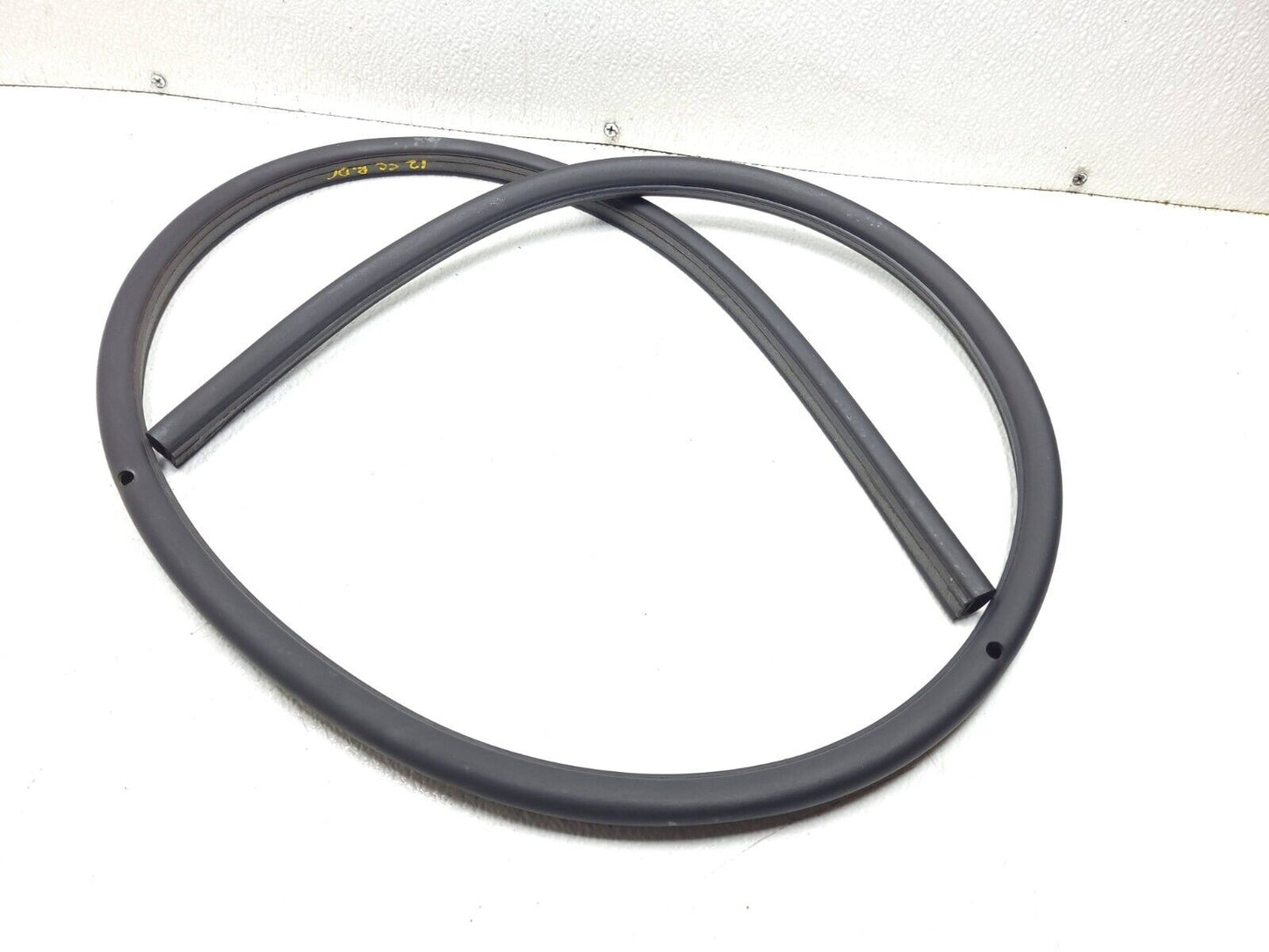 09 10 11 12 Volkswagen Cc Door Weatherstrip Seal Rear Left Driver Side OEM