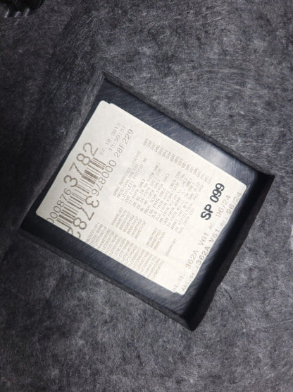 2011 - 2015 Mercedes E350 W212 Front Door Trim Panel Right Passenger Side OEM