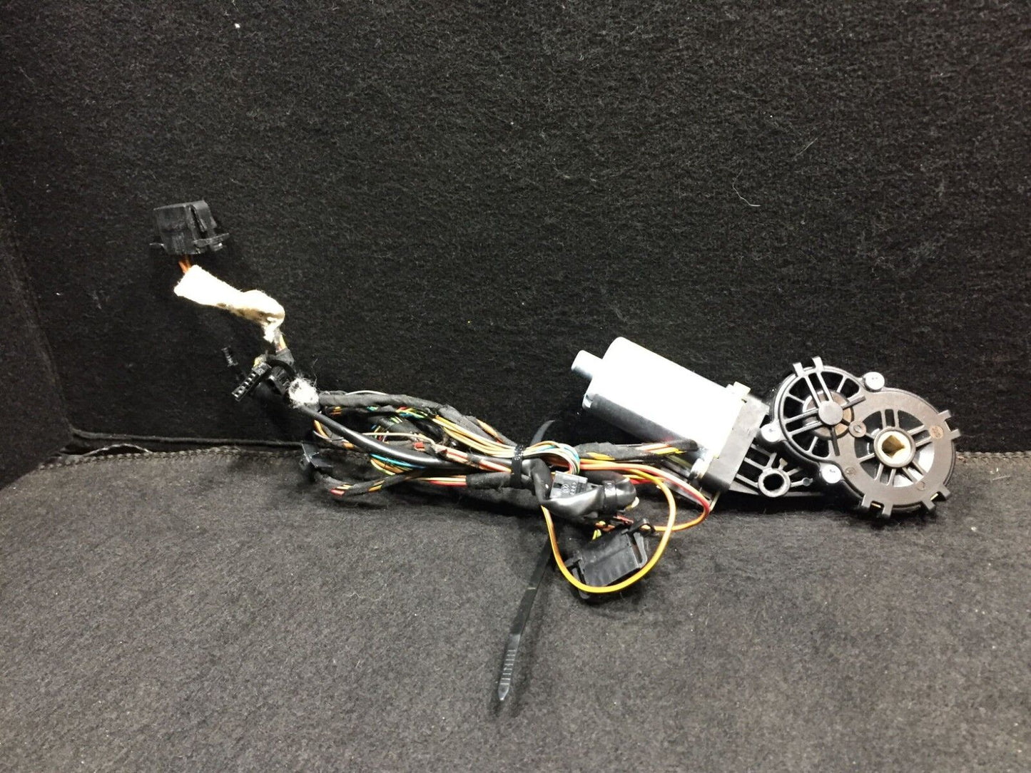 08 09 10 11 Audi A5 Front Right Pass Back Seat Tilt Motor W/ Wire Harness OEM