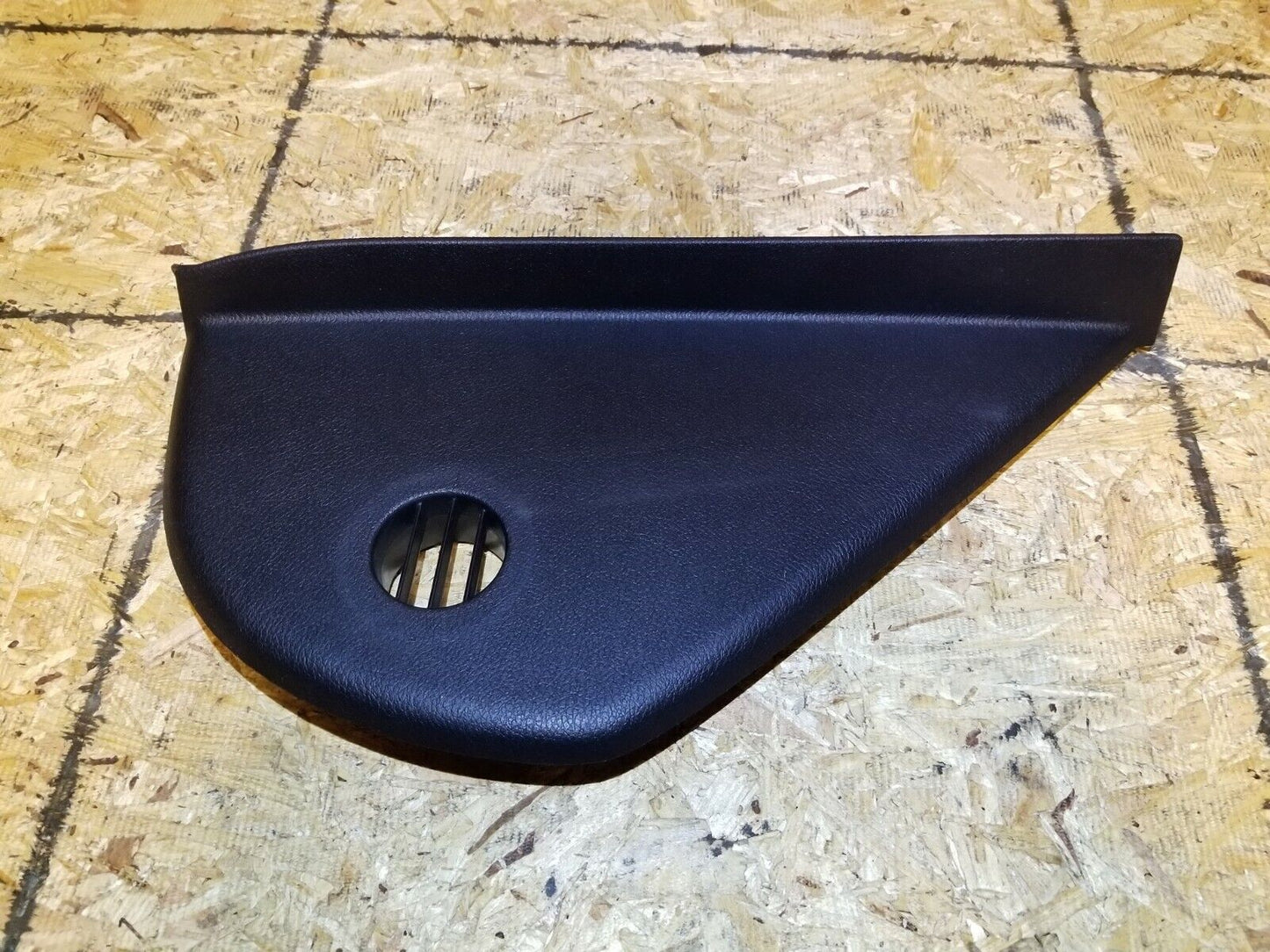 12 13 14 15 16 17 Chrysler 300 Dash End Cap Trim Right Pass Side OEM