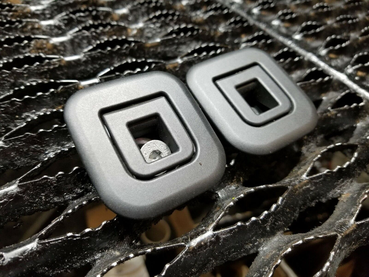 06 07 08 09 10 BMW 650i E63 Rear Deck Shelf Child Restraint Safety Hook Pair OEM