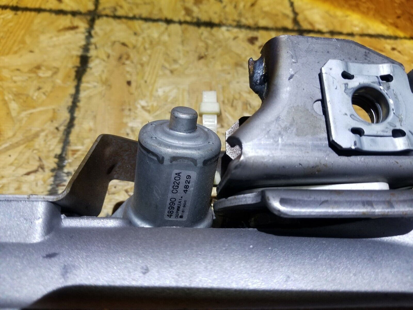 05 2005 Infiniti G35 AWD Steering Column W/ Motors OEM