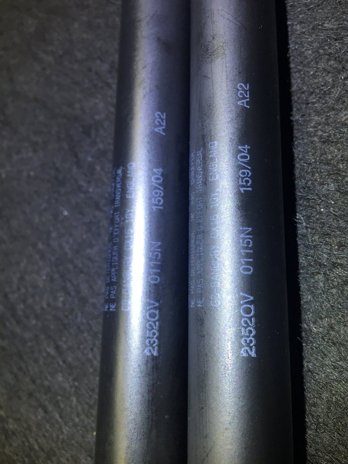 02 - 06 Honda Cr-v Crv Tailgate Glass Lift Strut Support Shock 2pcs OEM