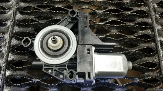 14 15 16 17 Volvo S60 Rear Right Pass Side Door Window Regulator Motor OEM