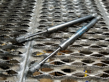 06 07 08 Audi A4 Trunk Lid Gas Lift Support 2pcs OEM 85k Miles