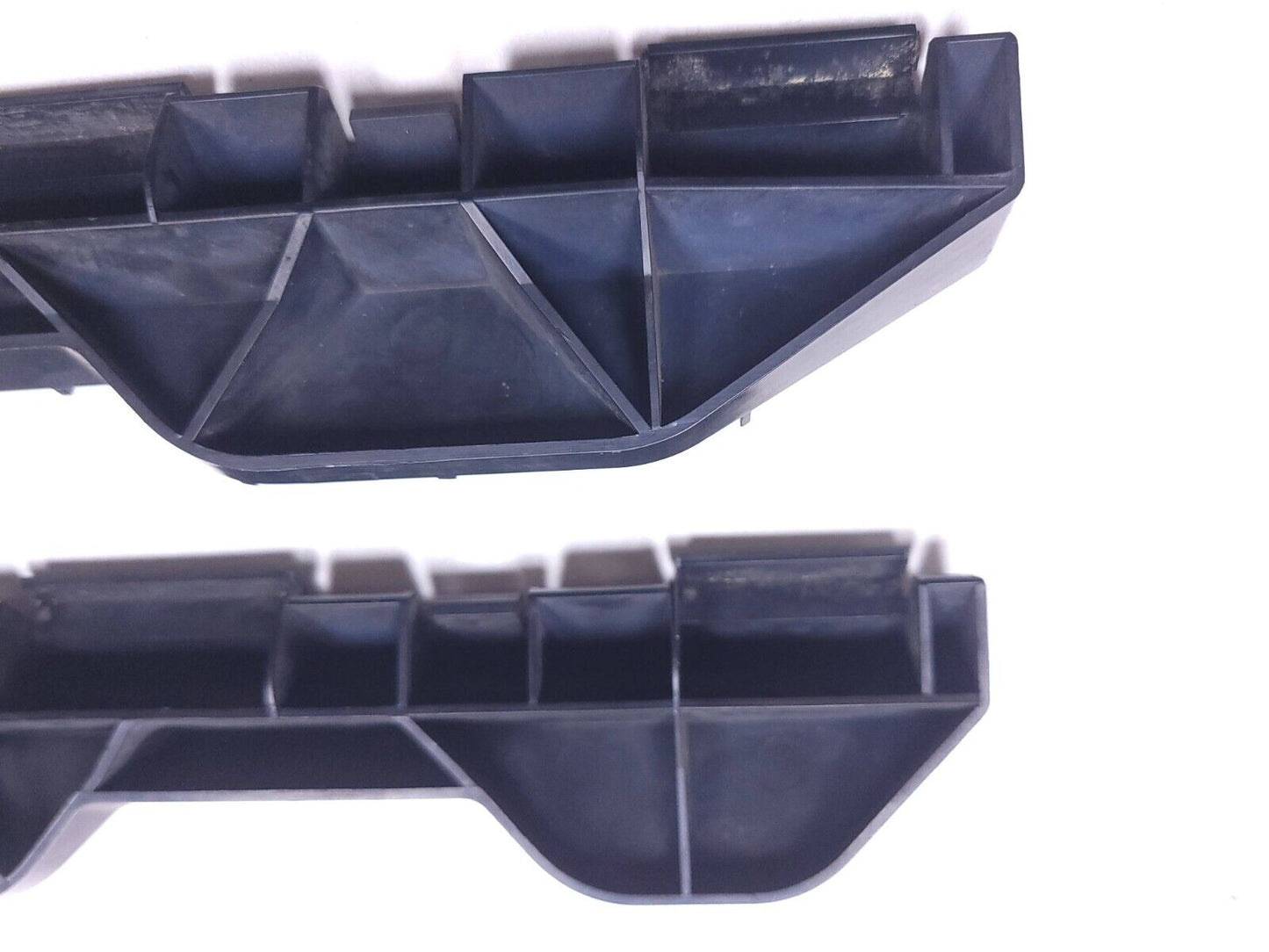 03 - 08 Toyota Corolla Rear Bumper Bracket Left & Right Pair OEM