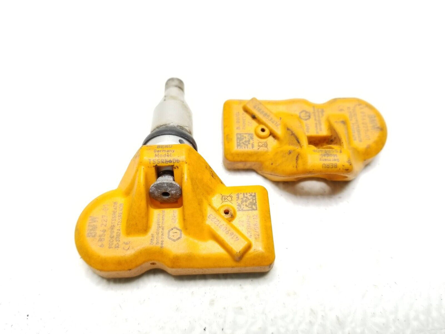 BMW Tpms Tire Pressure Monitor System Sensor 2pcs 6856227 OEM