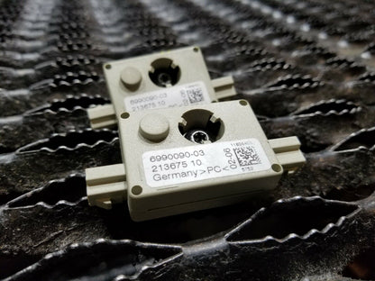 04 05 06 BMW X3 E83 Trap Circuit Antenna 2pcs 6990090 OEM