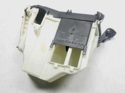 2011 - 2015 Mercedes E350 W212 Front Fuse Relay Box Housing Cover OEM