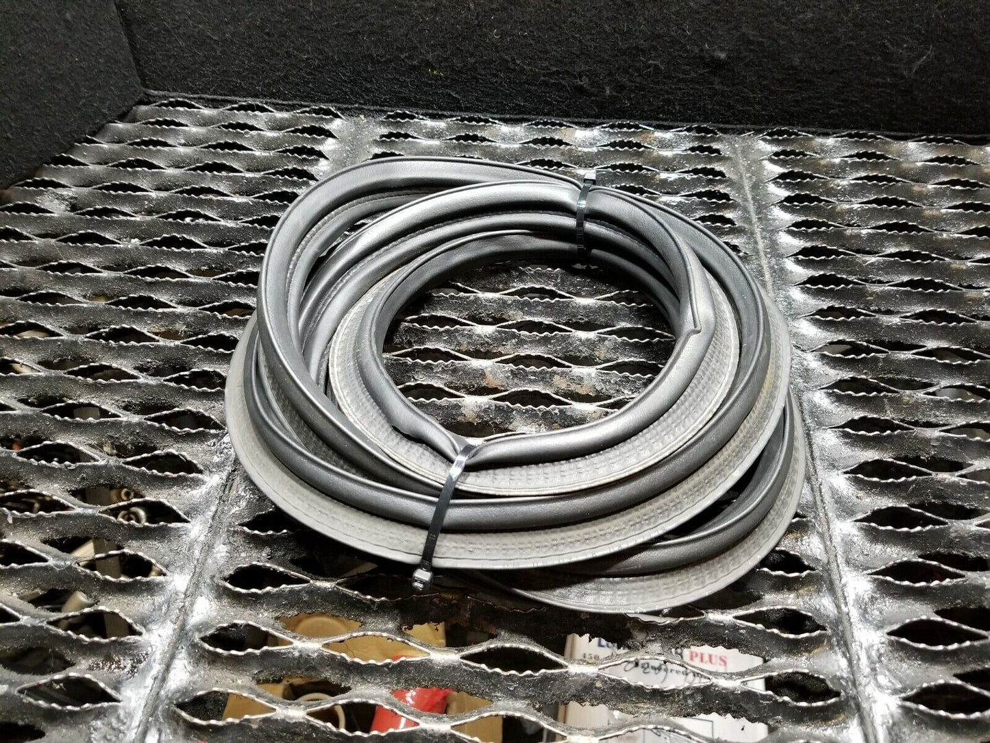 15 16 17 Subaru Legacy Trunk Lid Weatherstrip Seal OEM