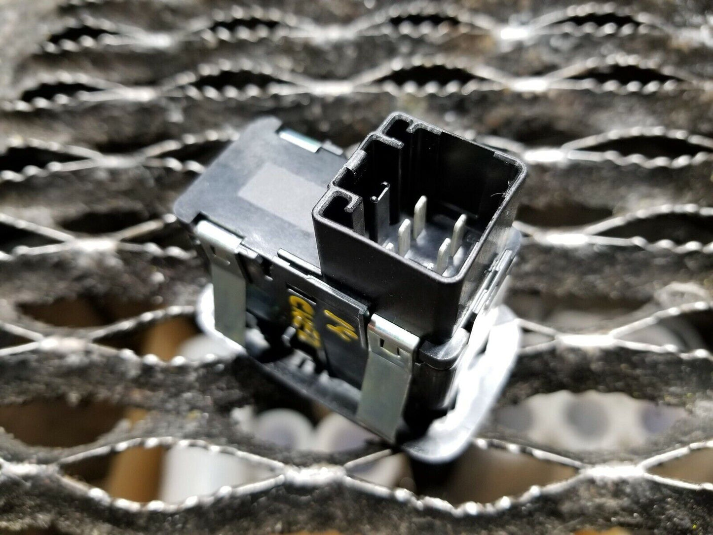 14 15 16 17 Jeep Cherokee Sport Rear Window Control Switch 56046555ac OEM