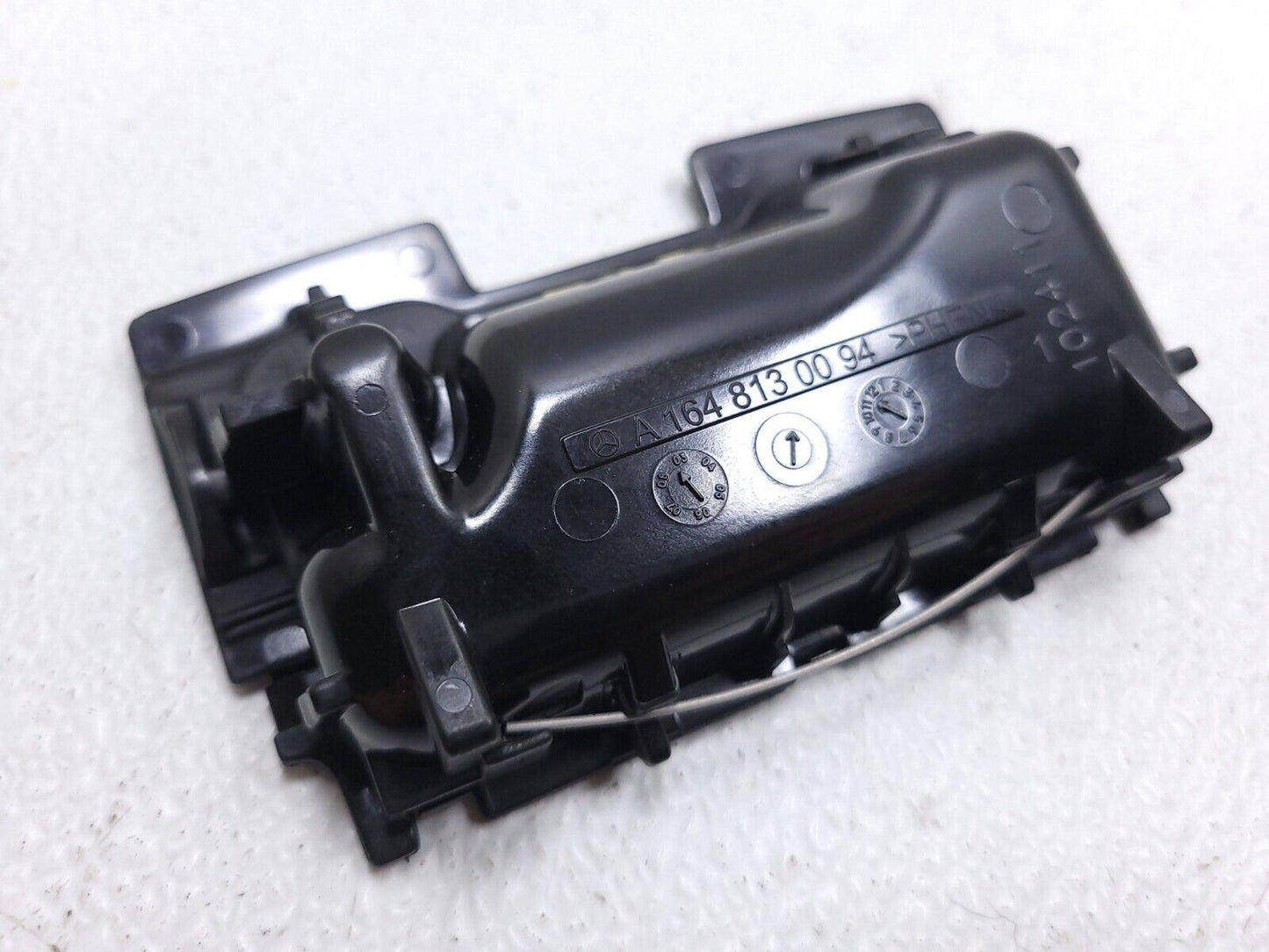 06 07 08 09 10 11 Mercedes Ml500 Center Console Ash Tray A1648130094 OEM