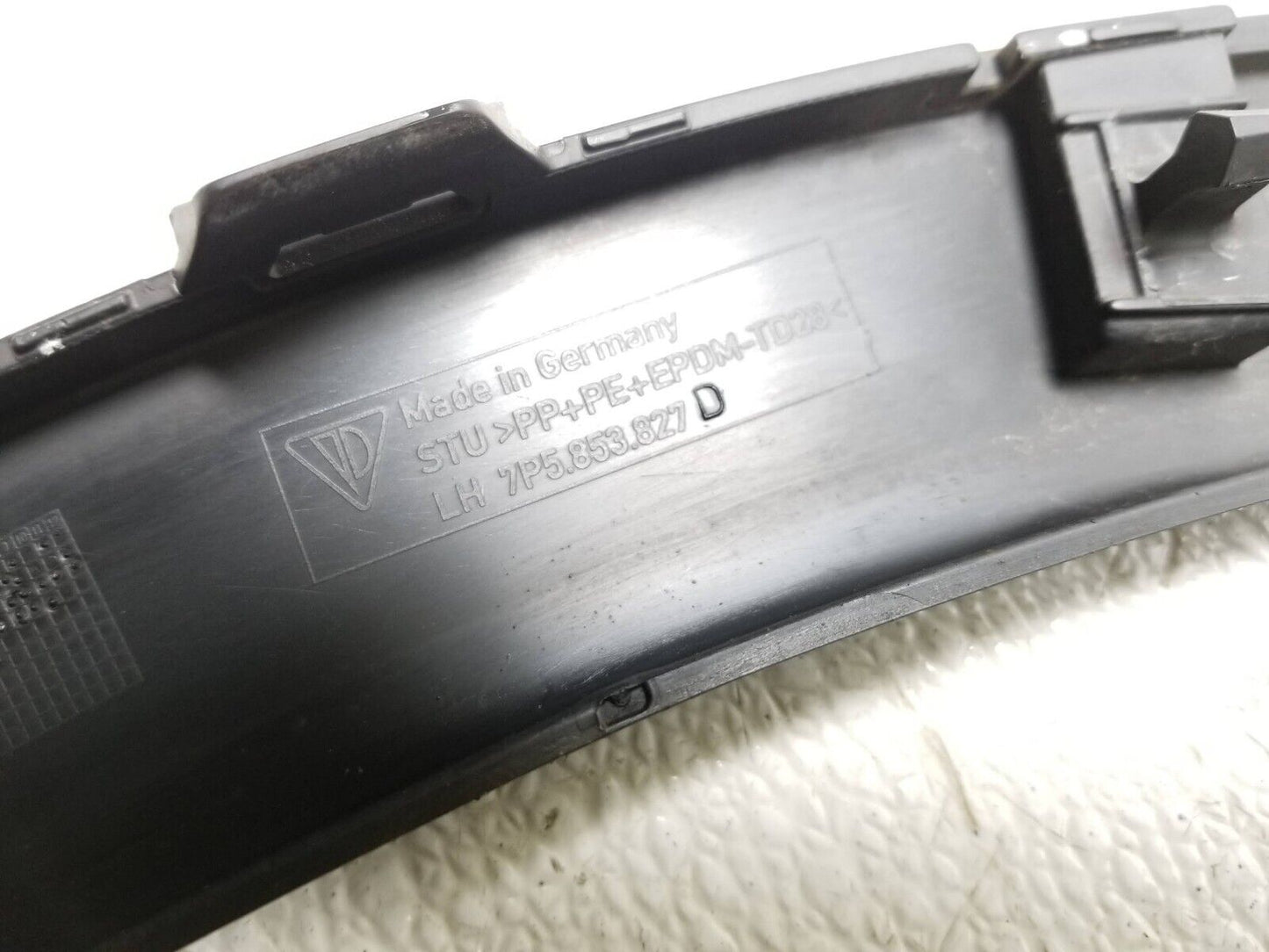 2011 - 2014 Porsche Cayenne Rear Left Dr Side Arch Wheel Flare Trim Molding OEM